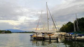 Dock