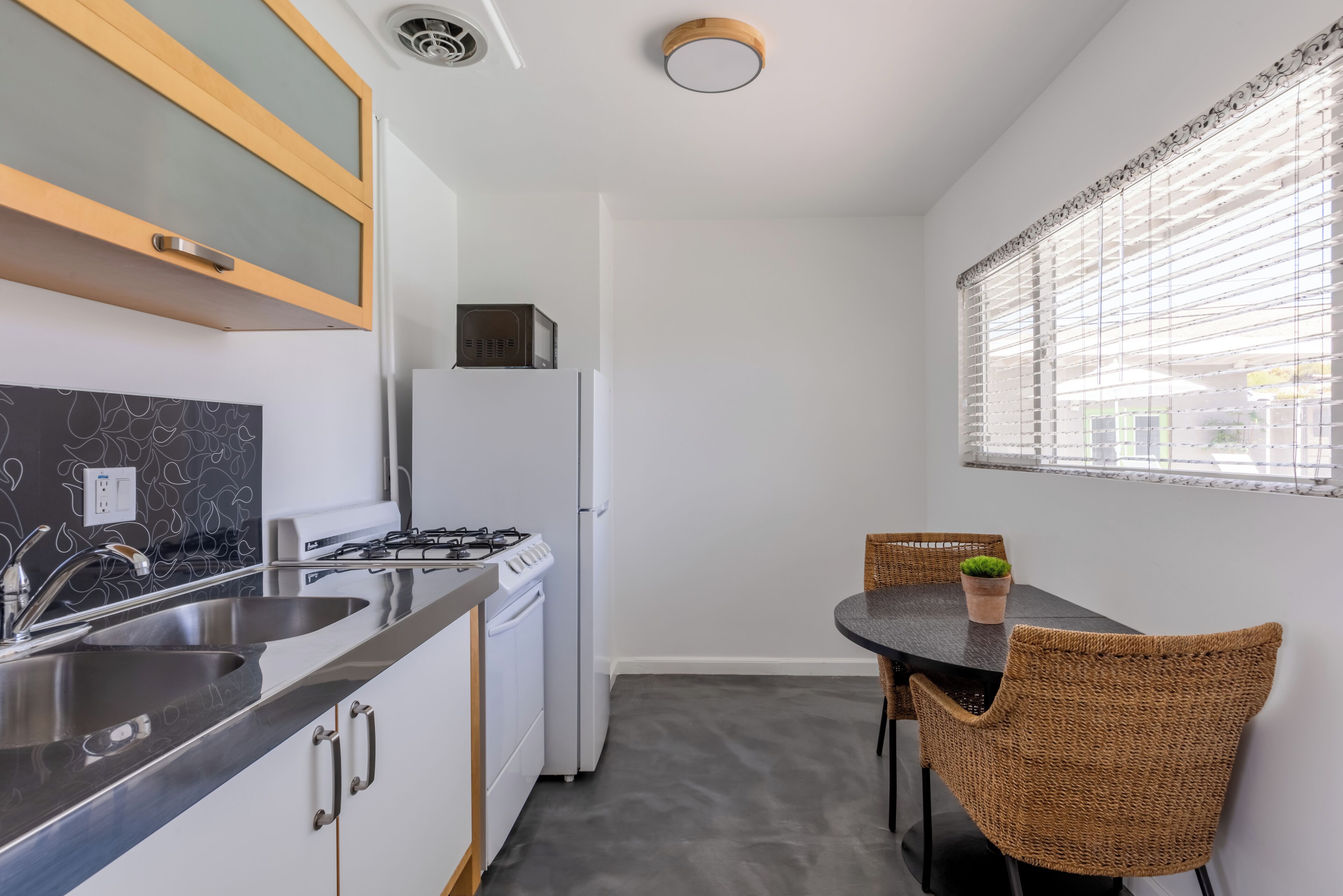 Photo - Desert Hot Springs Inn