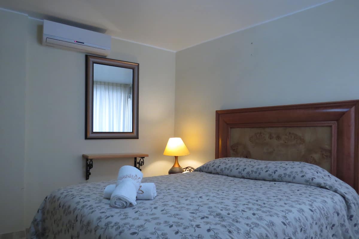 Superior Double Room | In-room safe, cribs (surcharge), WiFi (free), bed sheets