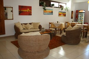 Sala de estar en el lobby