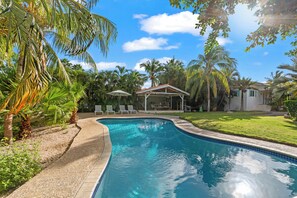 Outdoor pool - TUK Tropical Boutique Resort Jan Thiel (Jan Thiel)