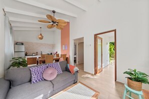 Comfort Apartment, 1 Bedroom, Garden View | Living area