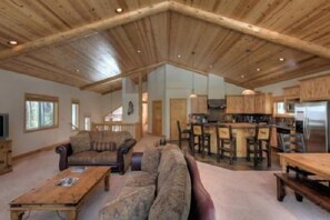 House, 4 Bedrooms | Living room | TV, DVD player - Tahoe Donner Classic (Truckee)