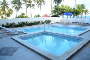 2 outdoor pools, pool loungers - Guaxuma Praia Hotel (Maceió)
