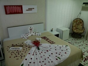 Minibar, in-room safe, desk, blackout drapes - Lagoa Mar Hotel (Maceió)