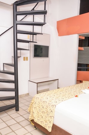1 bedroom, minibar, in-room safe, desk