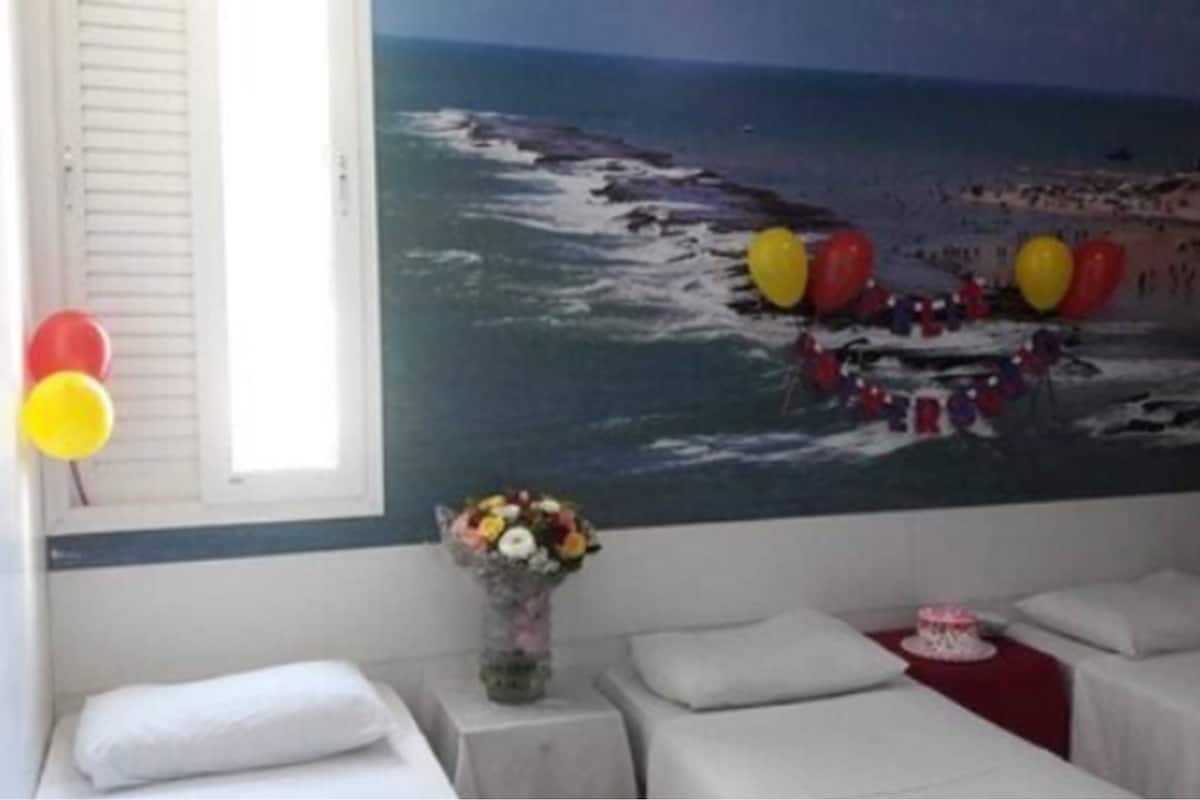 standard triple room | 1 bedroom, in-room safe, desk, blackout curtains