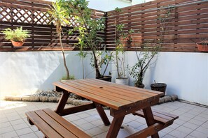 Habitación cuádruple | Terraza o patio