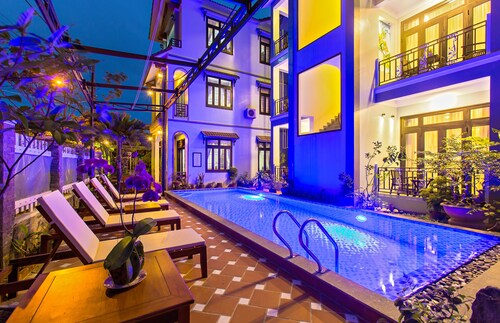 Magnolia Garden Villa