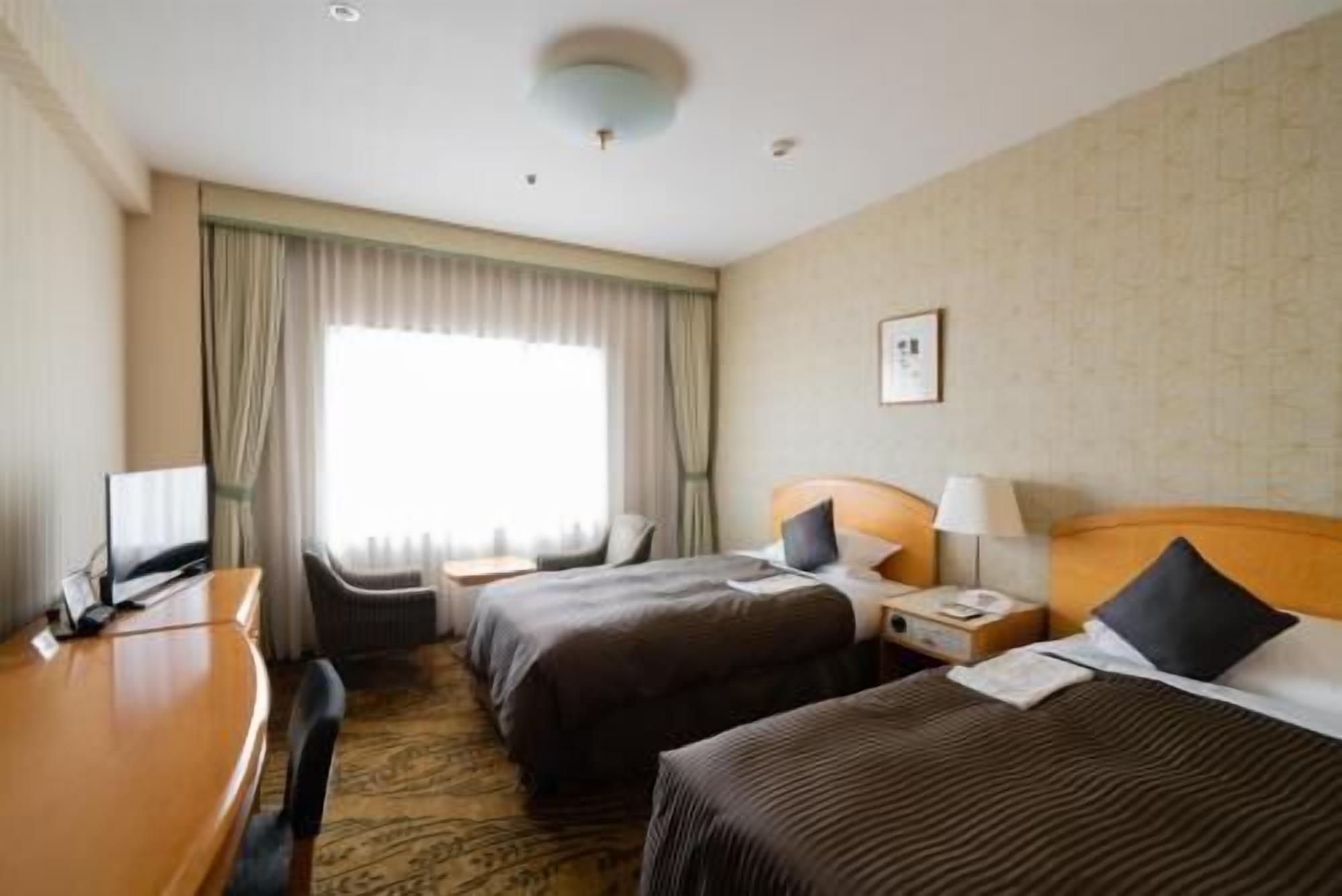 In-room safe, desk, free WiFi, bed sheets