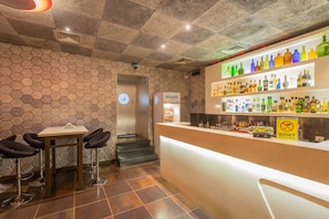 Bar (en la propiedad)