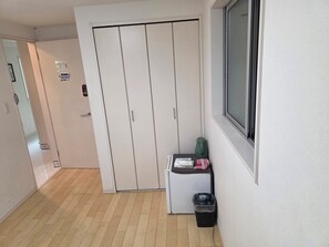 ห้องแฟมิลี่, หลายเตียง | เตารีด/โต๊ะรีดผ้า, Wi-Fi ฟรี, ผ้าปูที่นอน