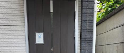 Fachada de la propiedad