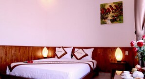 Schreibtisch, kostenloses WLAN