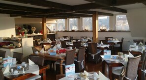 Daily buffet breakfast for a fee - Aparthotel kleine Perle (Cuxhaven)
