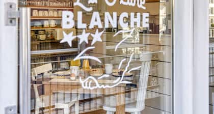 La Féline Blanche