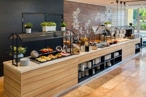 Tägliches inbegriffenes Frühstücksbuffet