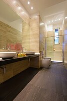 Presidential Apartment, 2 Bedrooms, City View, Tower | Bathroom | Free toiletries, hair dryer, bathrobes, slippers