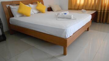 1 bedroom, minibar, in-room safe, desk