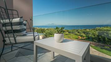 Deluxe Suite, Hot Tub, Partial Sea View | View from room