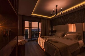 1 bedroom, premium bedding, down duvets, minibar - Elegance Luxury Executive Suites - Adults Only (Zakynthos)