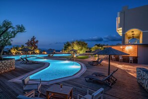 Terrace/patio - Elegance Luxury Executive Suites - Adults Only (Zakynthos)