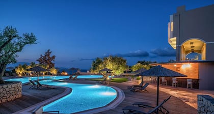 Elegance Luxury Executive Suites - Adults Only