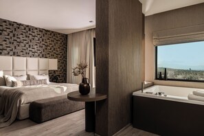 Executive Suite Sunset View | Bathroom | Jetted bath, hydromassage showerhead, designer toiletries, hair dryer - Elegance Luxury Executive Suites - Adults Only (Zakynthos)