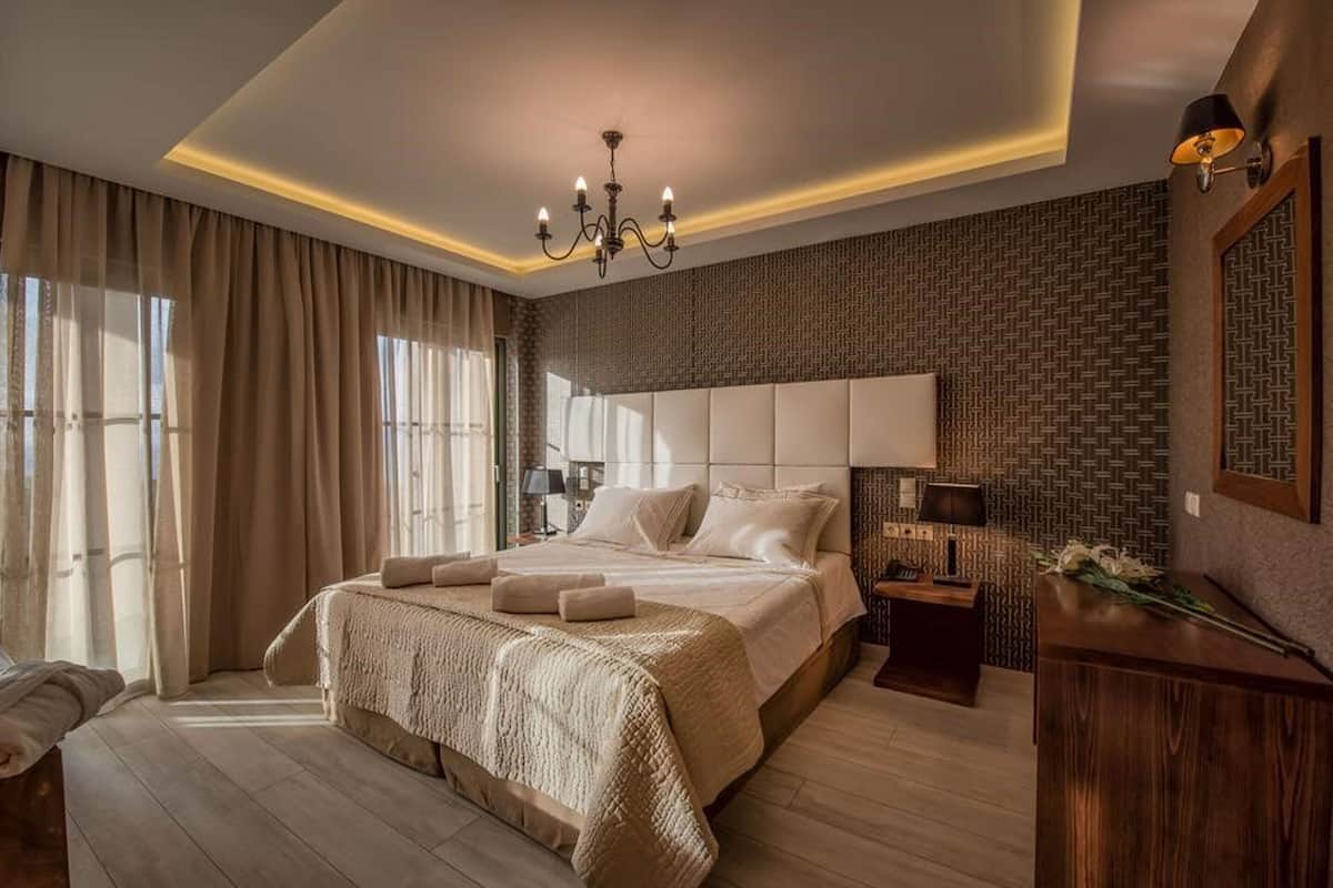 Presidential Suite, 1 Bedroom, Hot Tub, Sea View