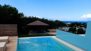 Suite superior, piscina privada | Vistas desde la habitación