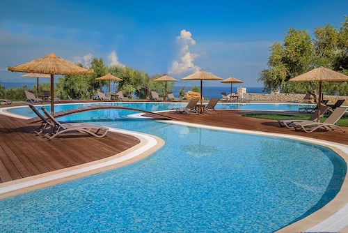 Elegance Luxury Executive Suites - Adults Only