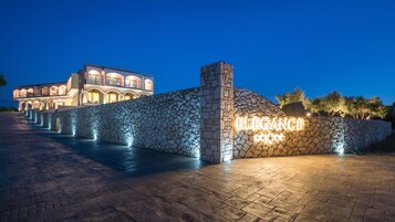 Είσοδος καταλύματος