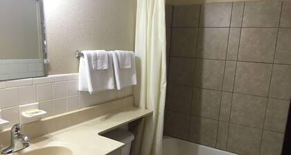Best Value Inn Motel Sandusky