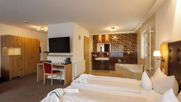 Premium bedding, in-room safe, desk, soundproofing