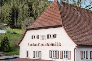 View from room - Hotel Rössle Berneck (Altensteig)