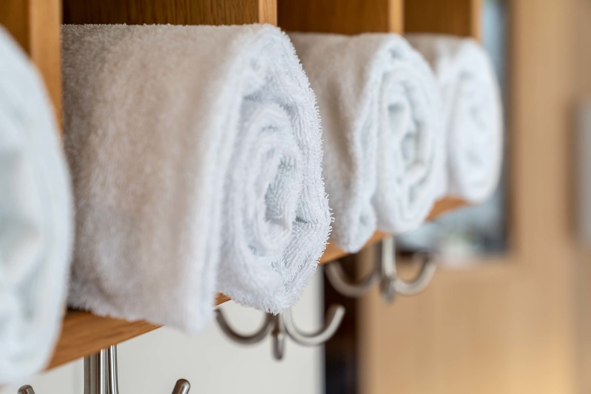 sauna, turkish bath/hammam, body treatments, body wraps, body scrubs