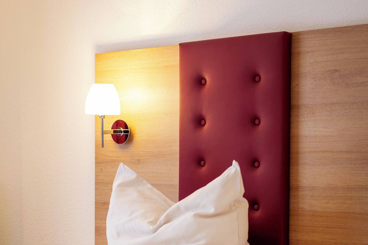 Premium bedding, in-room safe, desk, soundproofing