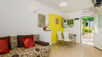 Apartment, 1 Bedroom, Terrace (3) | Living area | Flat-screen TV