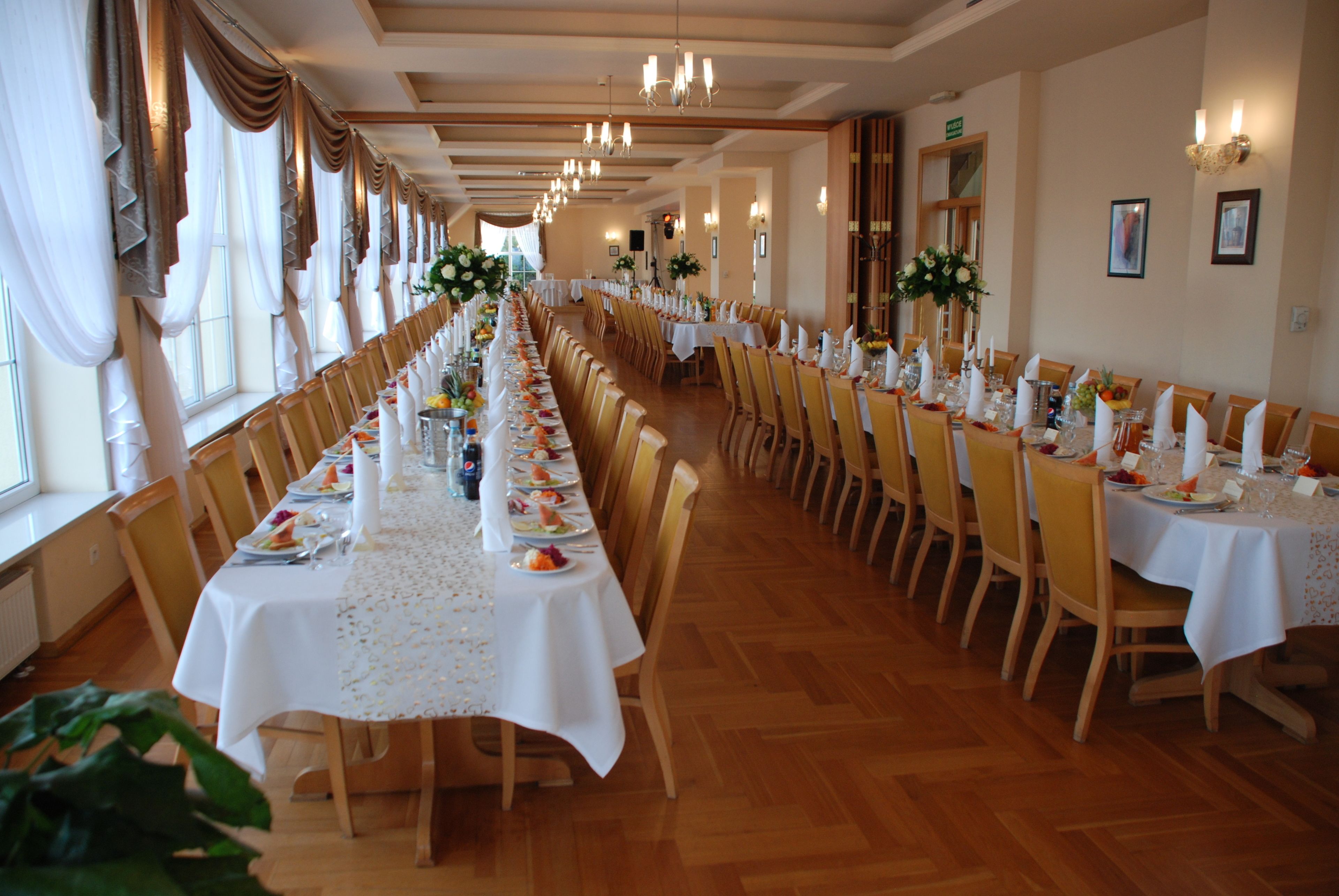 banquet hall