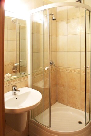Hair dryer, towels - Hotel Bielany (Kobierzyce)