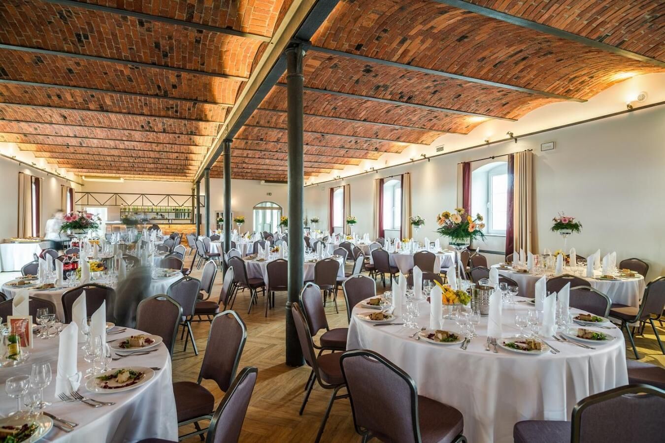 banquet hall