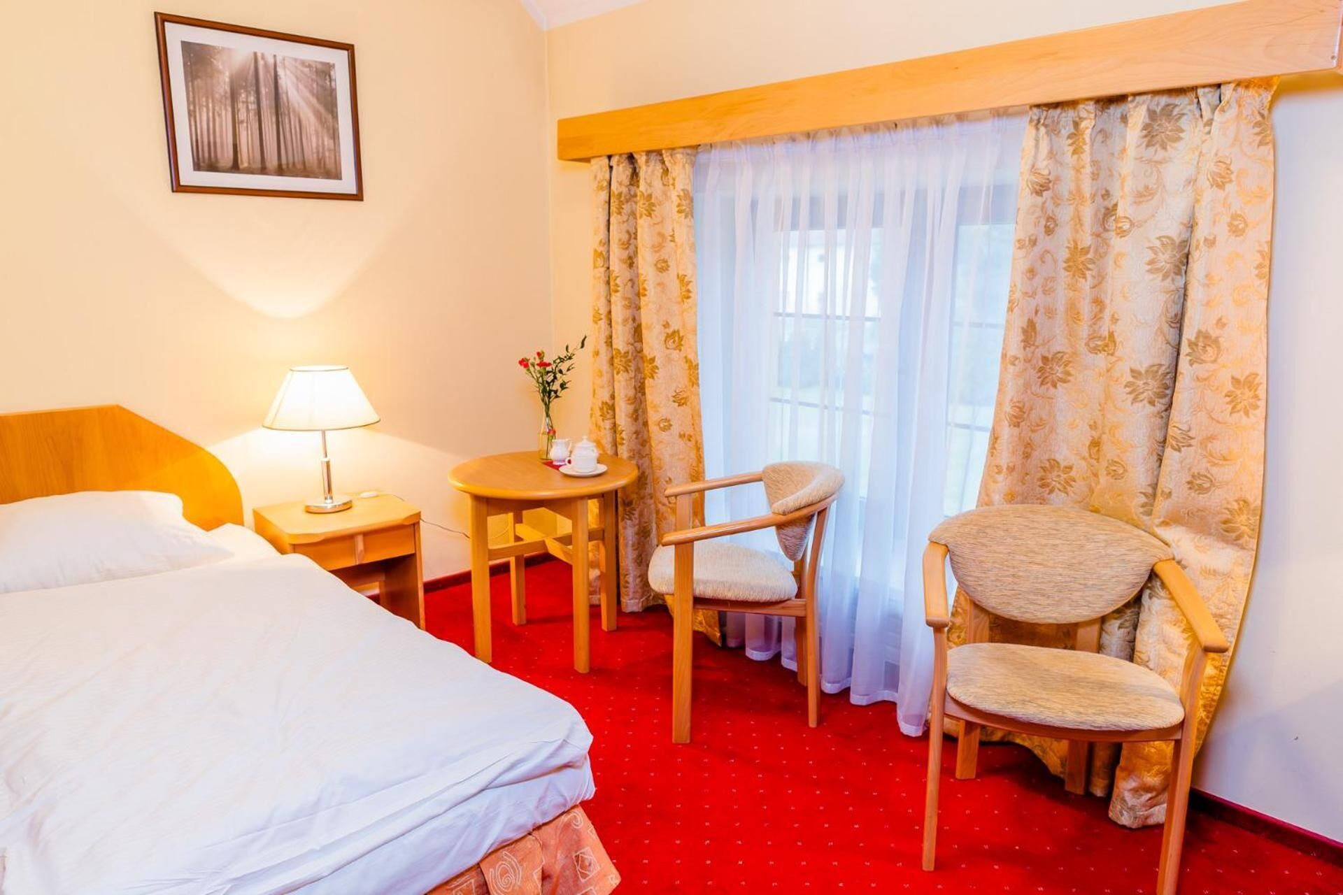 in-room safe, desk, soundproofing, iron/ironing board