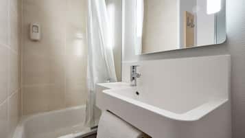 Shower, towels
