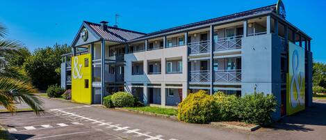 Fachada da propriedade