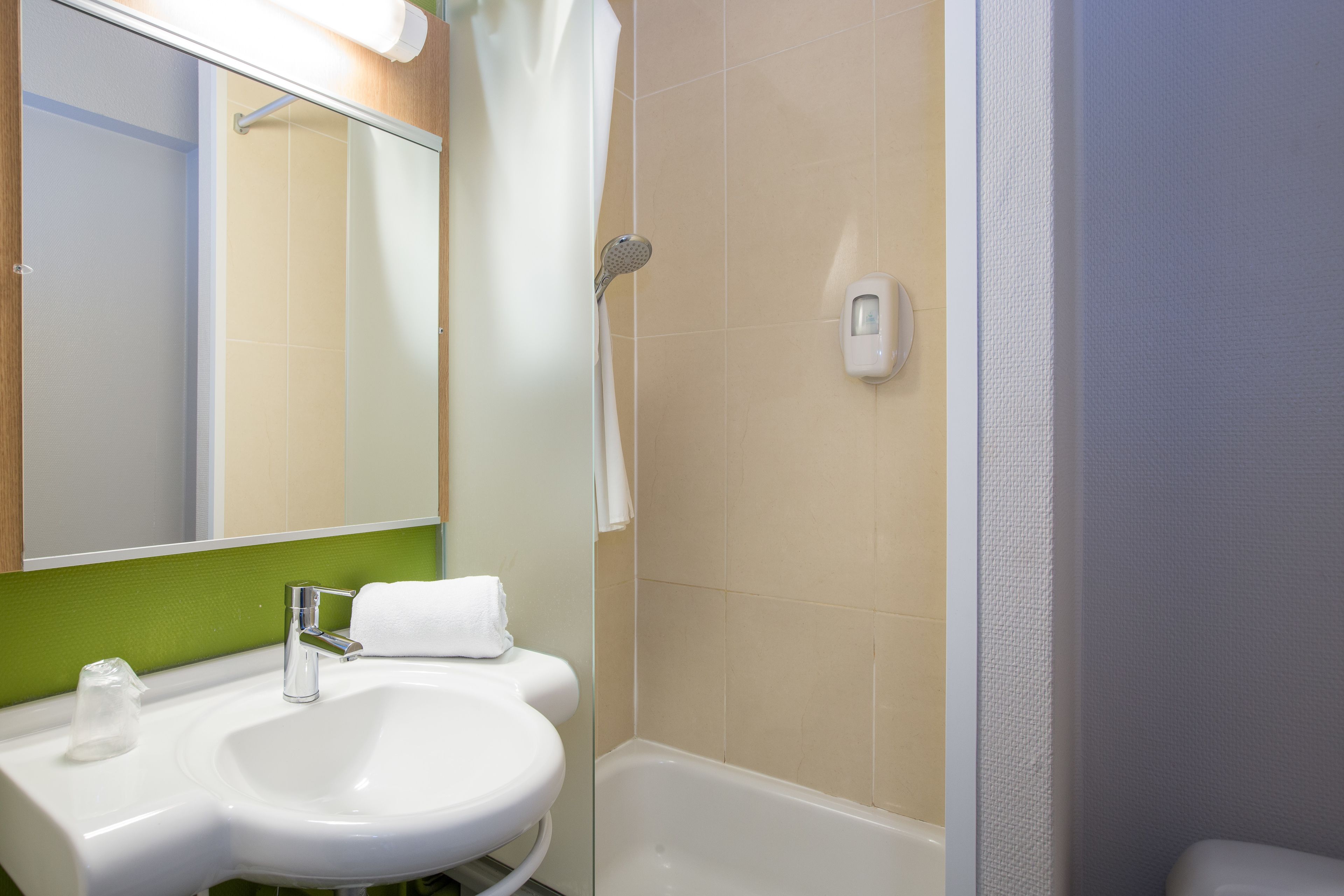 Foto - B&B HOTEL Rennes Sud Chantepie