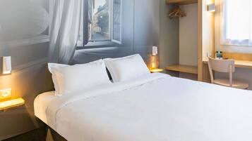 Chambre Double, non-fumeurs | Literie de qualité supérieure, bureau, chambres insonorisées