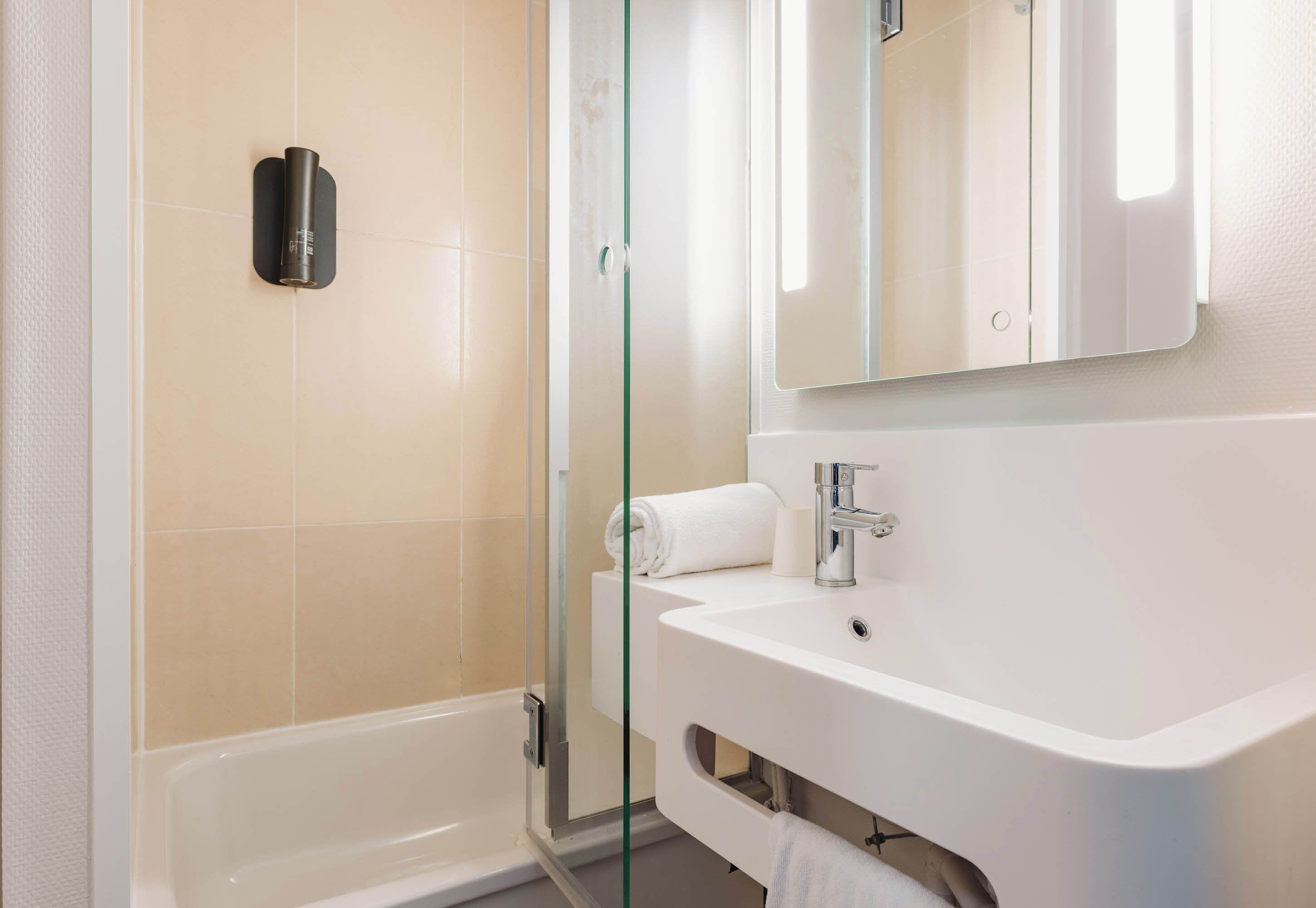 Foto - B&B HOTEL Rennes Sud Chantepie