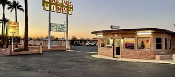 Palms Inn
