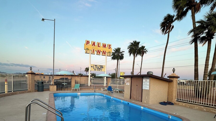 Palms Inn
