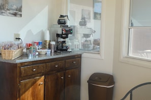 Free daily on-the-go breakfast